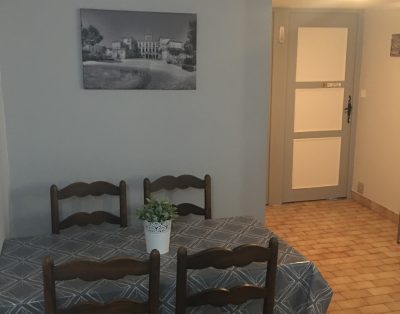 CHAMBRE MOUTARDE indépendante