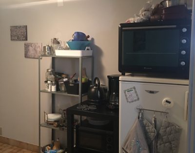 CHAMBRE MOUTARDE indépendante