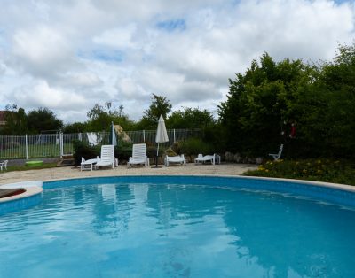 TIPI 5 couchages Maneau les Hirondelles