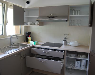 5 appartements individuels confortables à deux chambres, cuisine équipée et sdb privatif