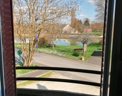 Chambres meublées avec vue sur le canal latéral à la loire