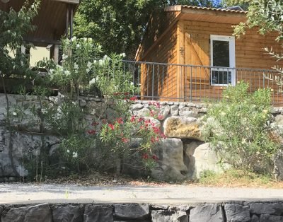 Location chalet Sud Ardèche 7/9p 3 chb 2 sdb