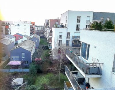 2 Pièces, 4/5 personnes, la Plaine Saint Denis, 2 minutes Paris et transports