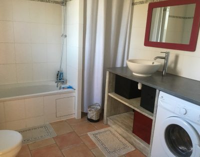 Gîte les Cedres avec piscine, pour 4en famille