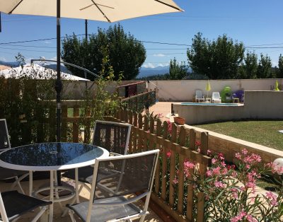 Gites les Cigales pour 4 personnes avec piscine près de sisteron