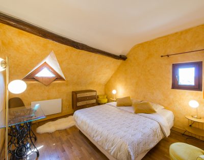 La Maison Jaune – 12 pers. – Calme et piscine