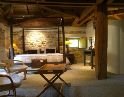 La Chambre de la Tour du Moulin du Boisset