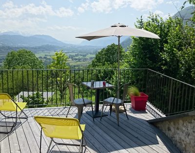 Chambre d’Hôtes l’Ecurie. Piscine / B&B vue panoramique