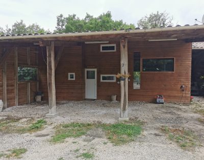 GITE 10 PERSONNES AVEC SPA PRIVATIF EN TERRASSE + ACCES PISCINE ABRITEE