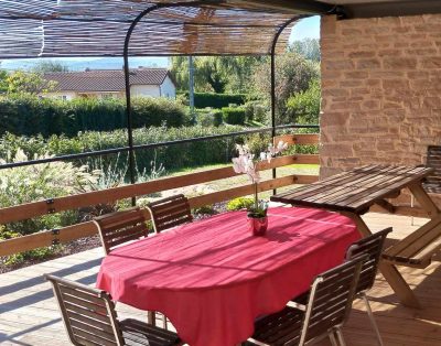 GITE DE PRE FLEURI de 15 personnes dans L’ AIN