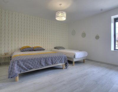 GITE DE PRE FLEURI de 15 personnes dans L’ AIN